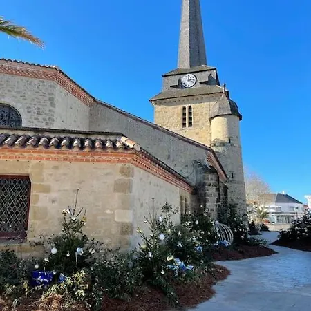 Et Cour St Jean De Monts +parking * Saint-Jean-de-Monts